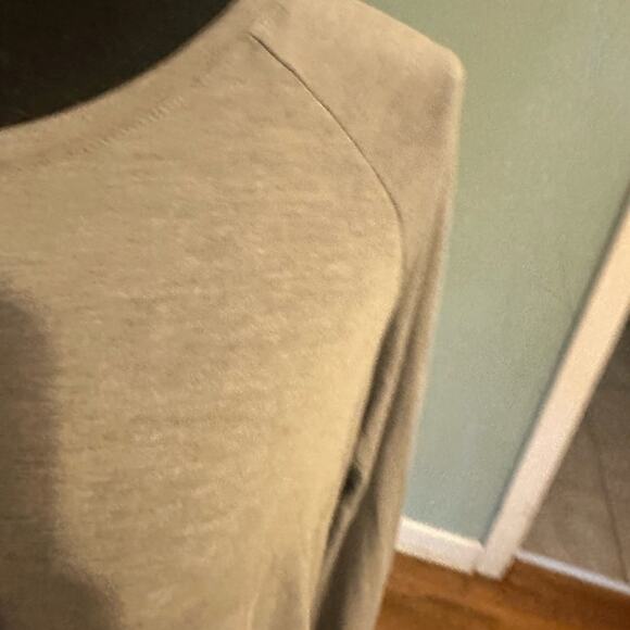 Free Fly Grey Longsleeve Shirt - Picture 2 of 5